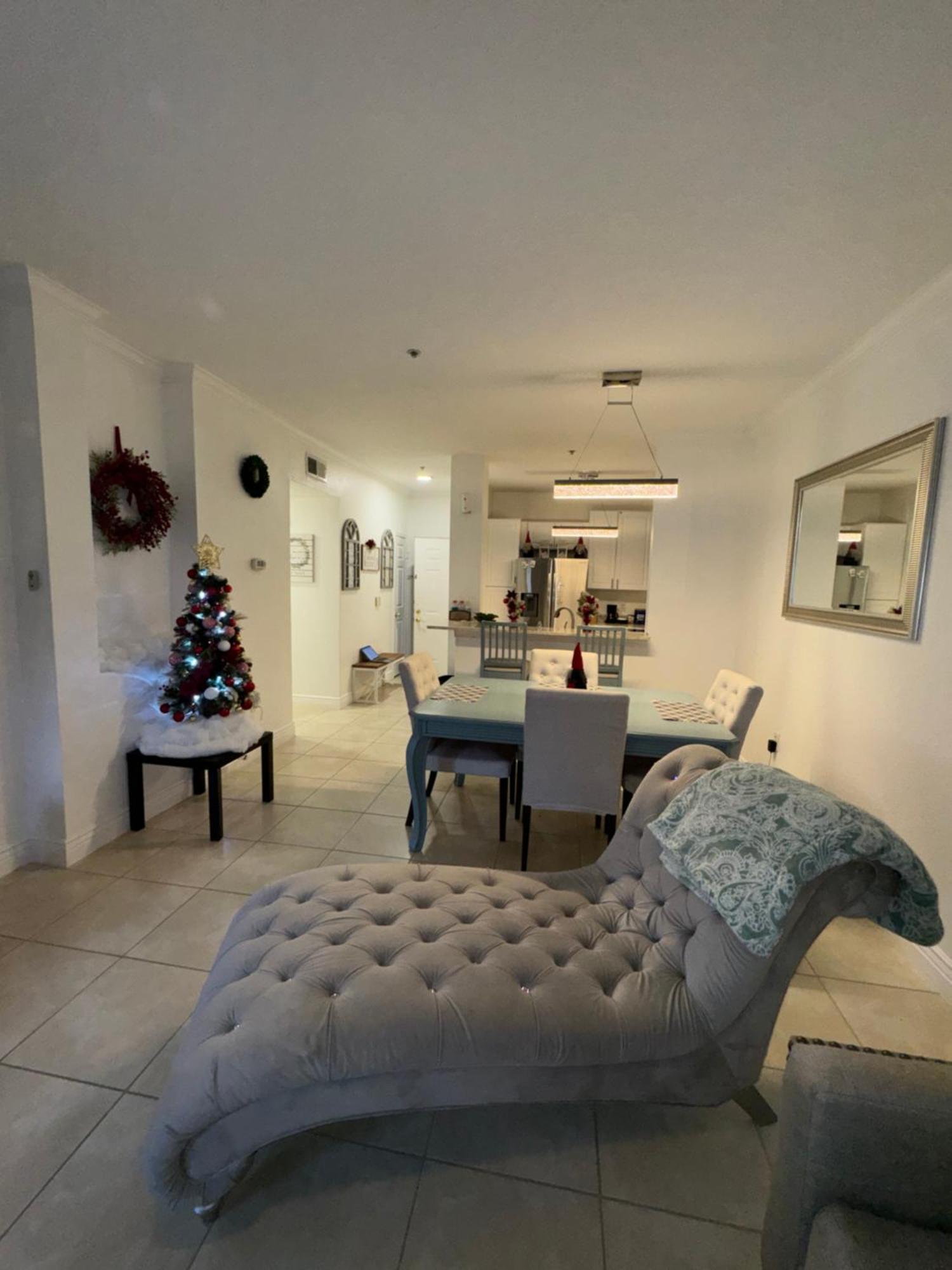 Tropical Paradise - Private With Pool Bed & Breakfast *