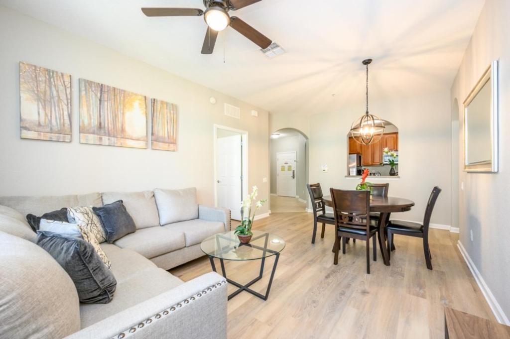 Epic Universe Deluxe Condo, Vista Cay - 3002 * Orlando