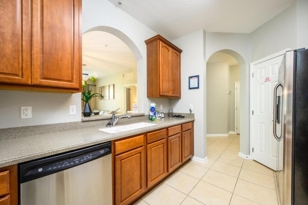 Apartment Epic Universe Deluxe Condo, Vista Cay - 3002 *