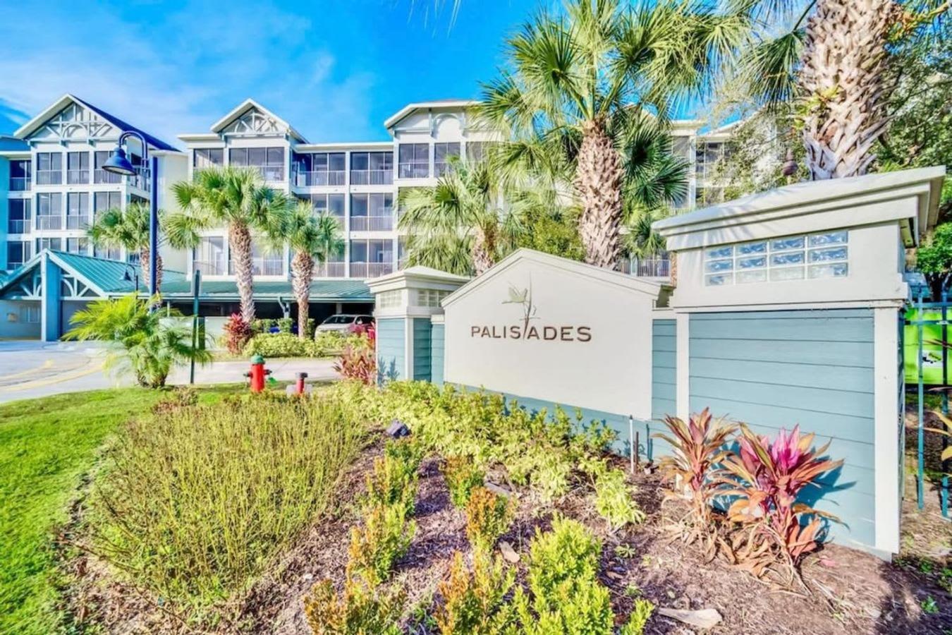 Stylish 2br Retreat W Pool Sauna & Hot Tub Orlando