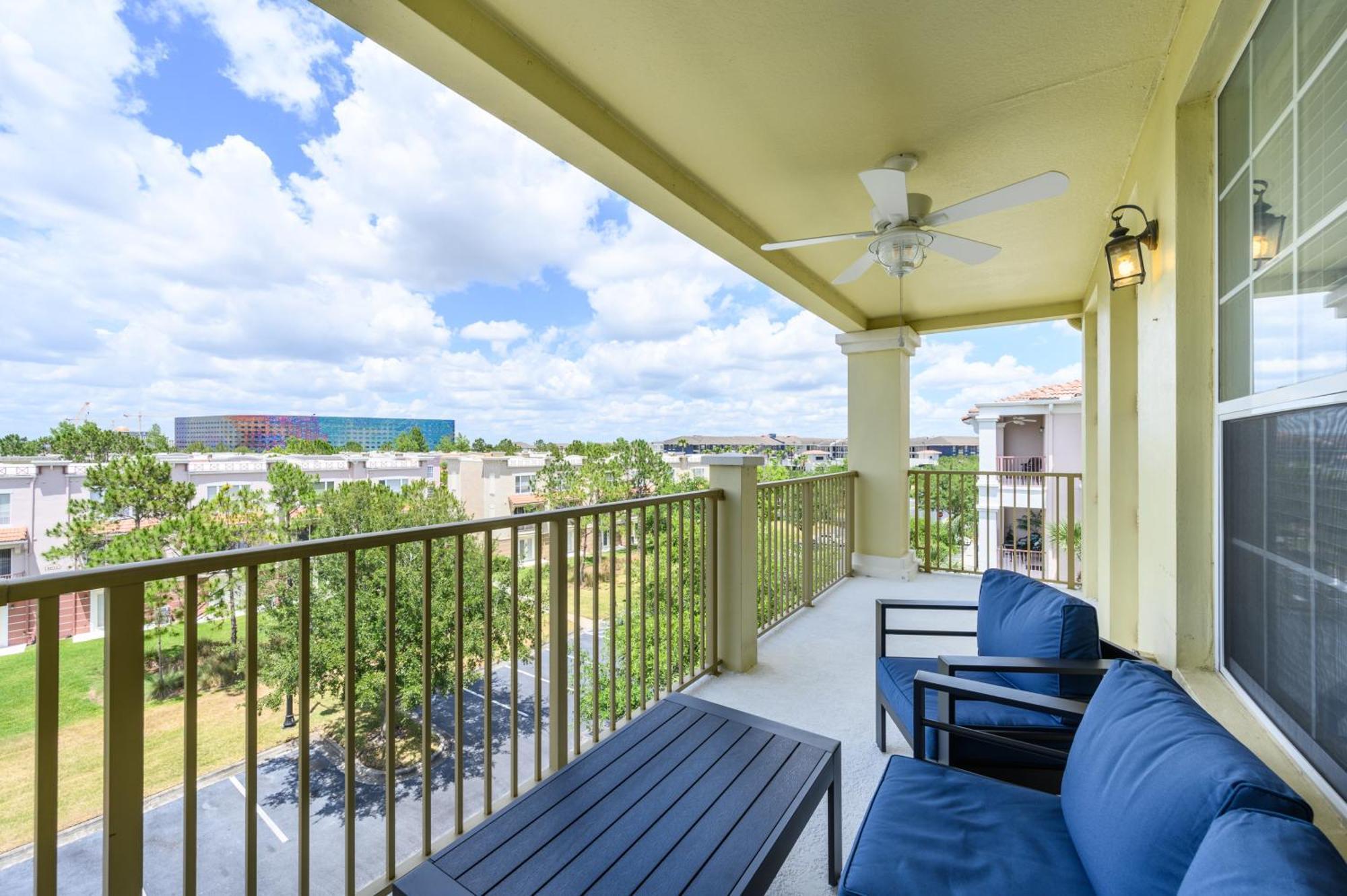 Apartment Stunning Epic Universe - Vista Cay - 2016 *