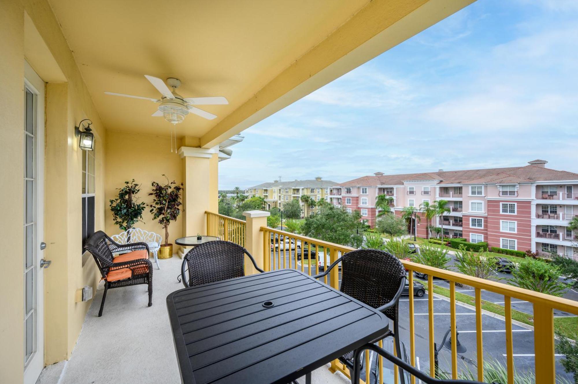 Penthouse Vacation Condo, Near The Parks - 2015 * Orlando