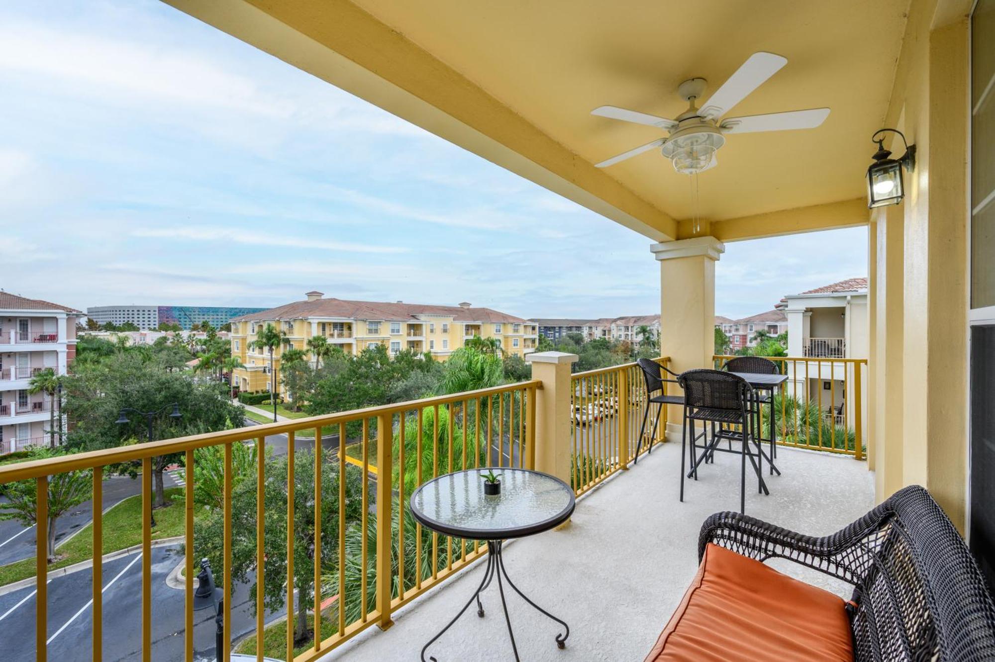 Penthouse Vacation Condo, Near The Parks - 2015 * Orlando