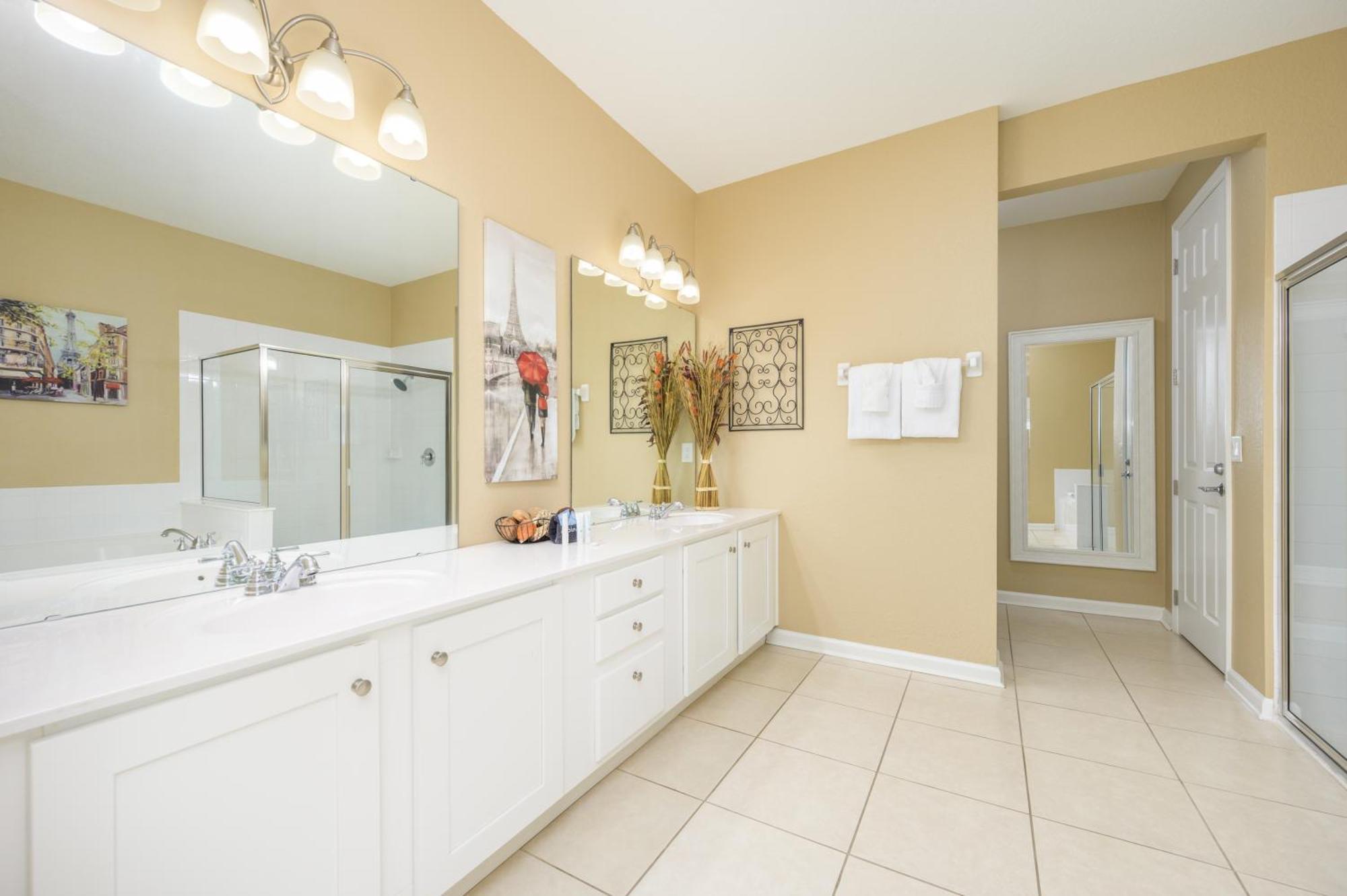 Epic Universe Premium View Condo, Vista Cay - 1007 Apartment *