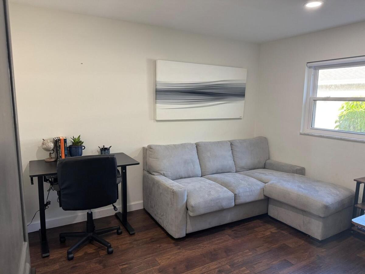 Villa Family Fun 3-bedroom House With Gym, Games, Toys, Outdoor Hangout And Coffee Orlando
