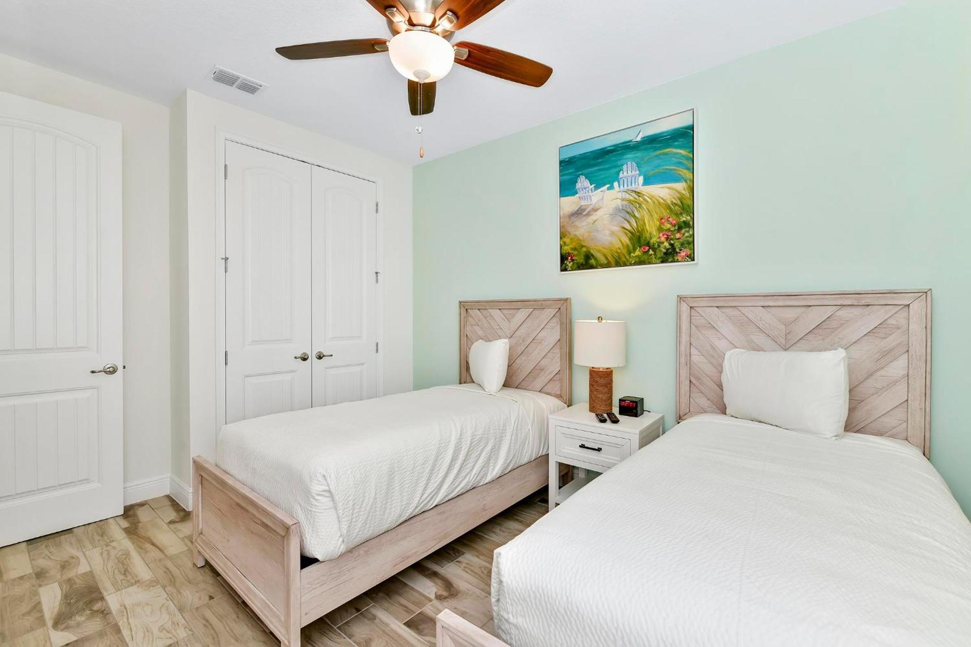 Bright Blue Near With Margaritaville Island H20 Waterpark Access - 3085cs Villa Orlando