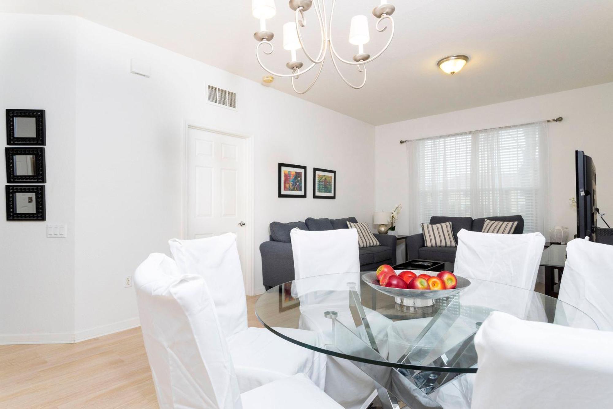 Apartment Gorgeous In At Vista Cay Vc5000