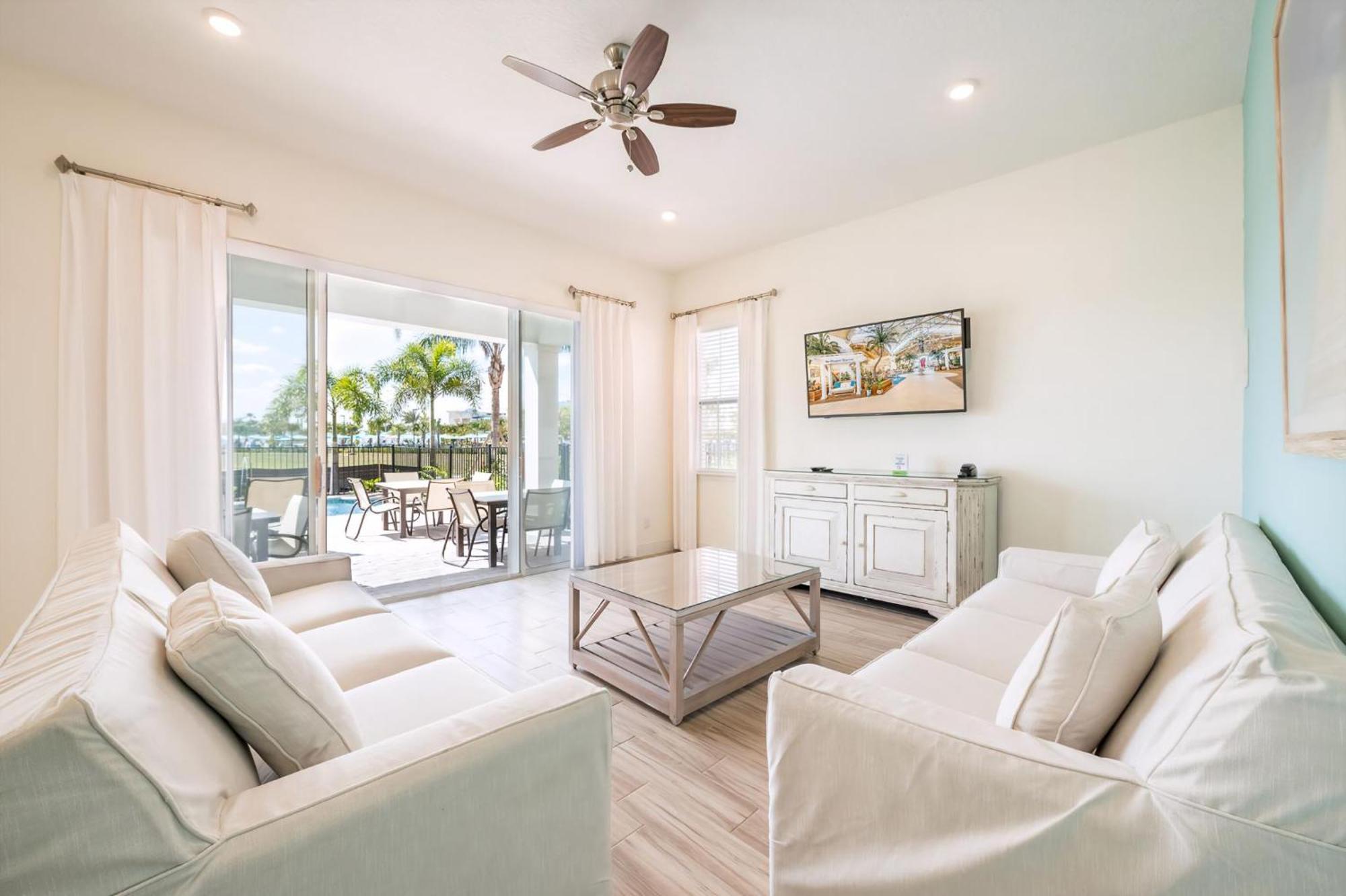 Bikini Bay With Private Pool Near And Margaritaville Island H20 Waterpark Access - 3094ph