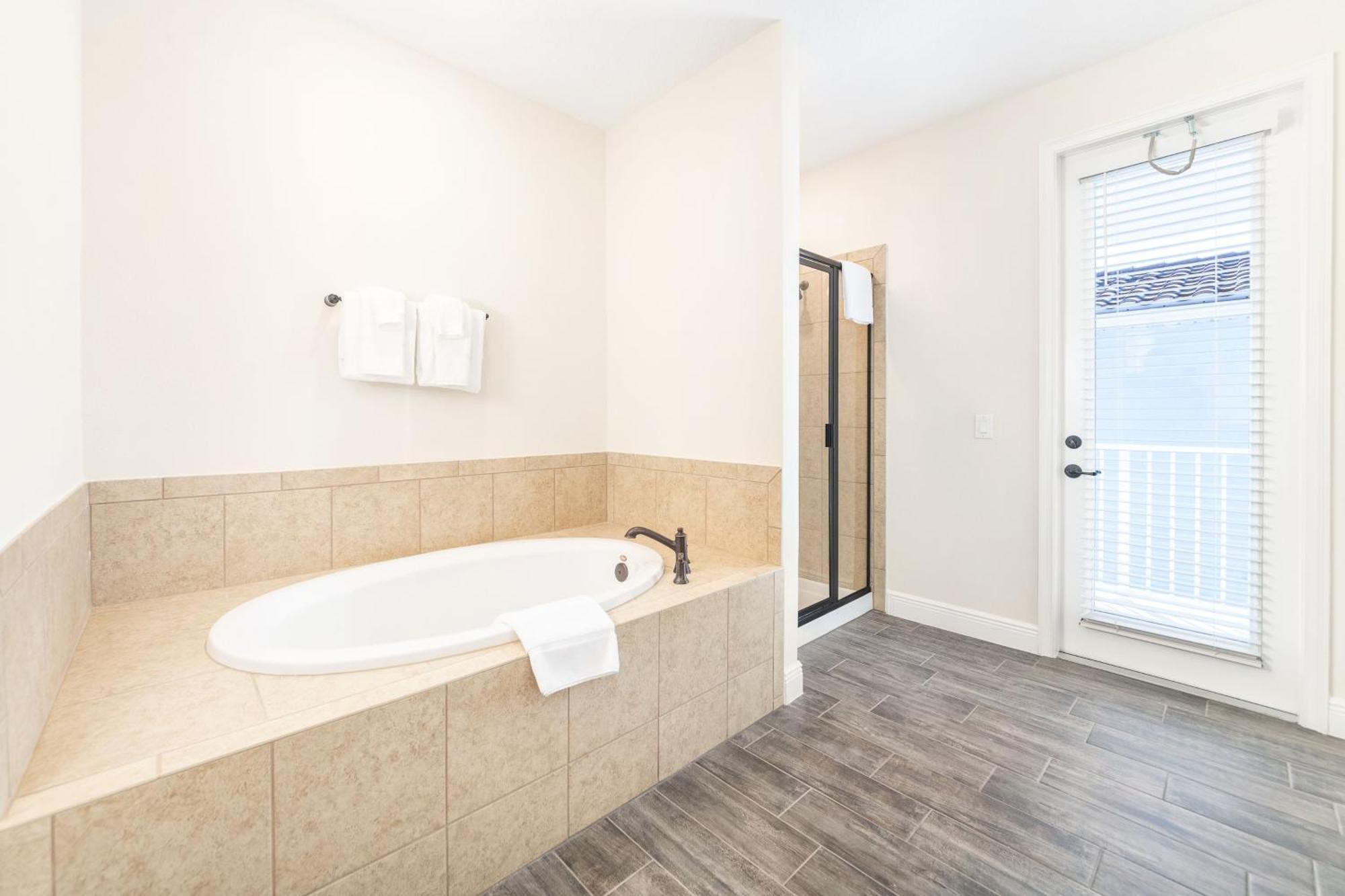 Amazing With Private Pool Near With Margaritaville Island H2o Access - 3060ph *