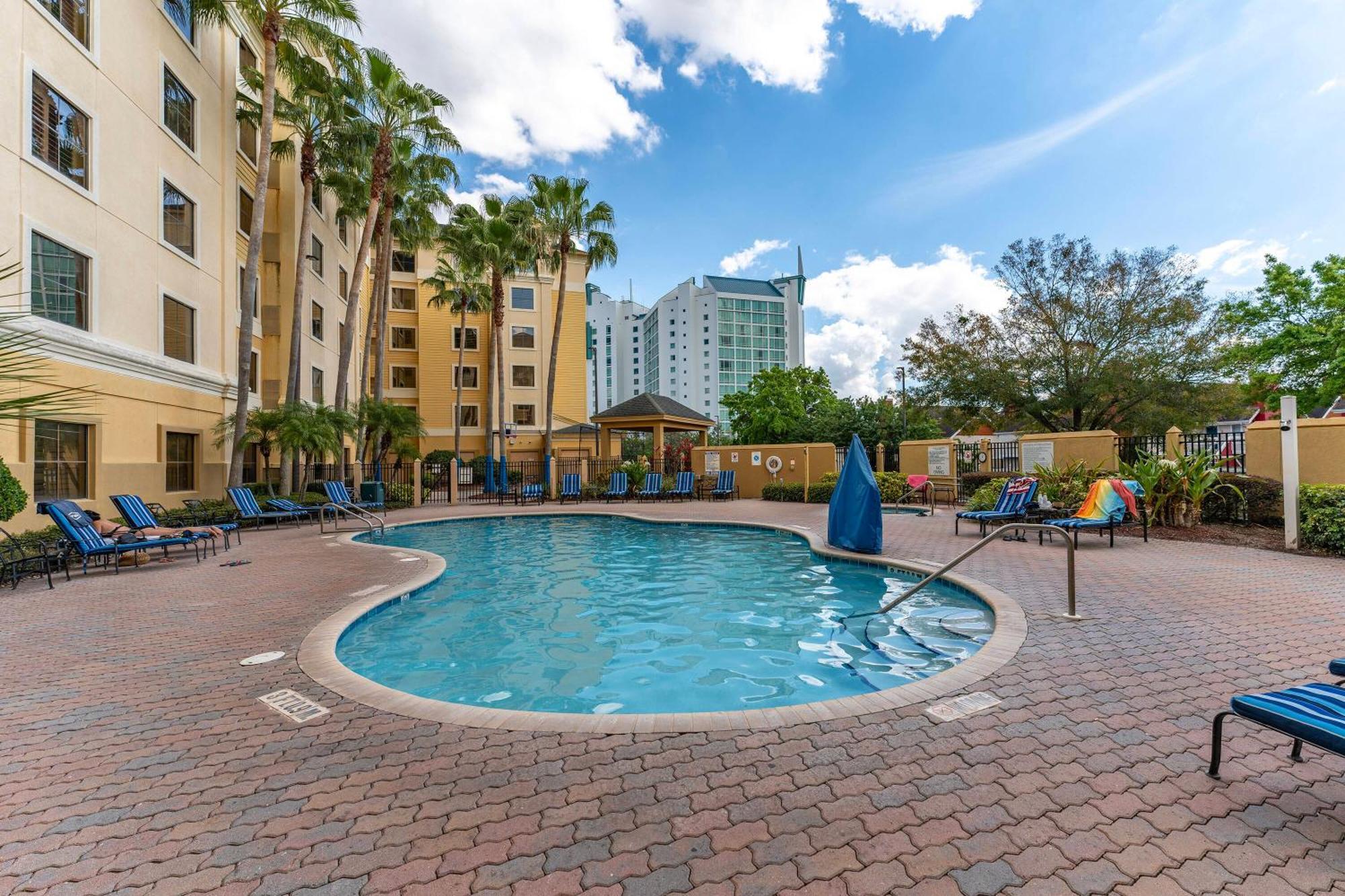 Apartment Comfort Close To Attractions Orlando