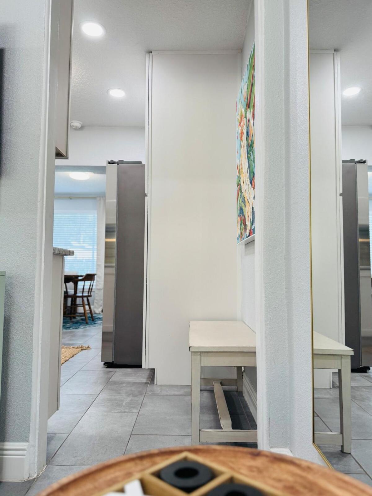 3br Oasis Dt Orl, Full Kitchen & Fenced Yard! *