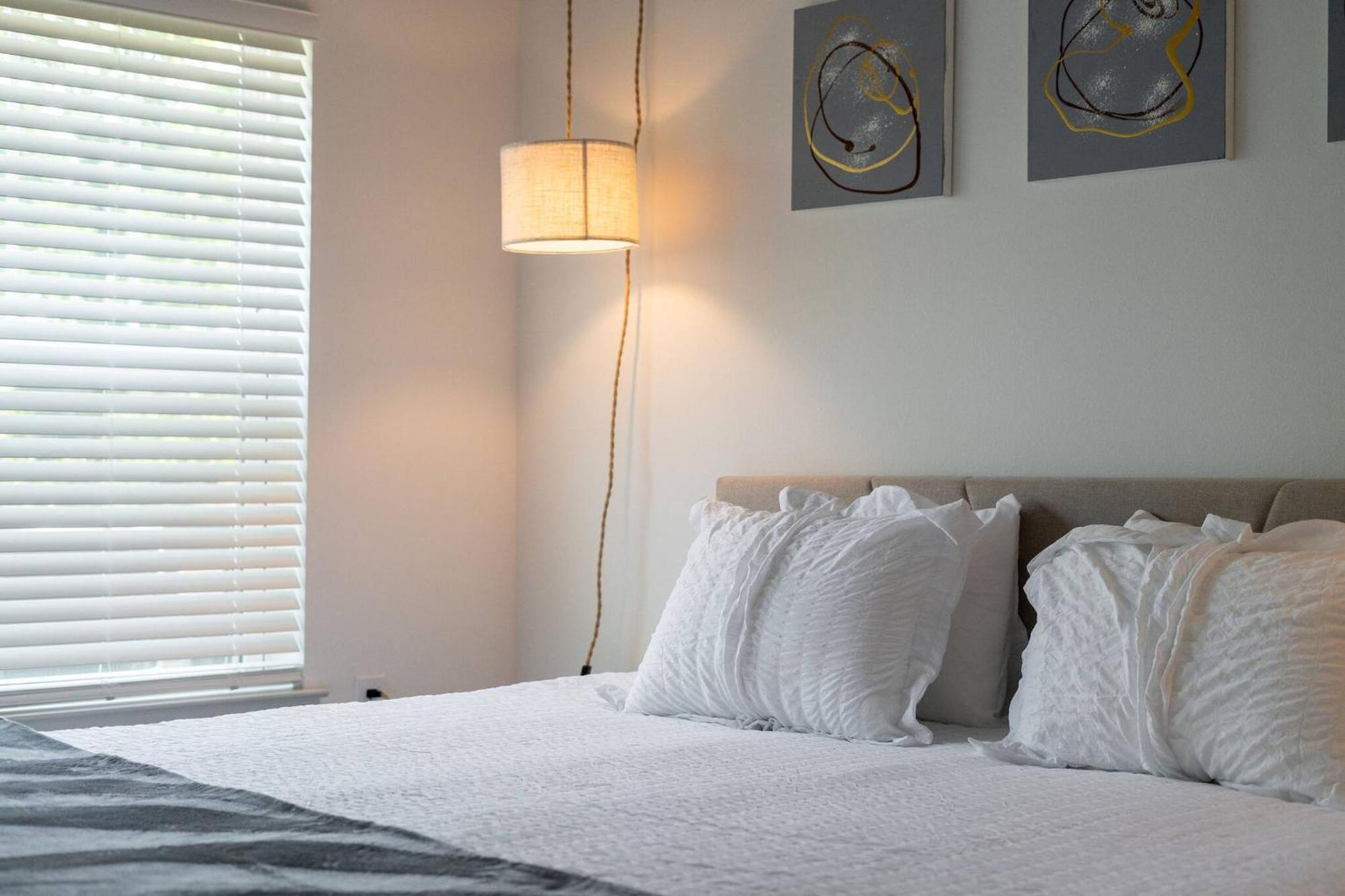 Complete Stylish King Near Parks Amenities Pet Ok Orlando
