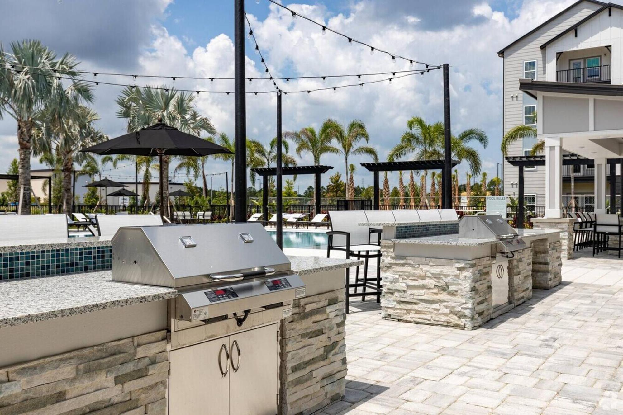Complete Stylish King Near Parks Amenities Pet Ok Orlando
