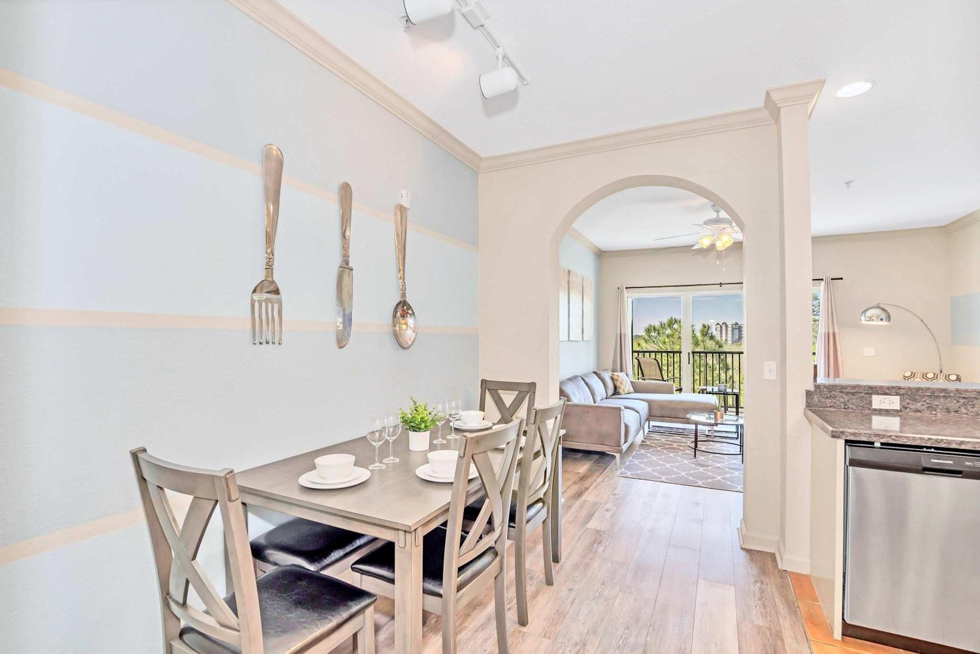 Pet-friendly W Pool & Hot Tub Near *