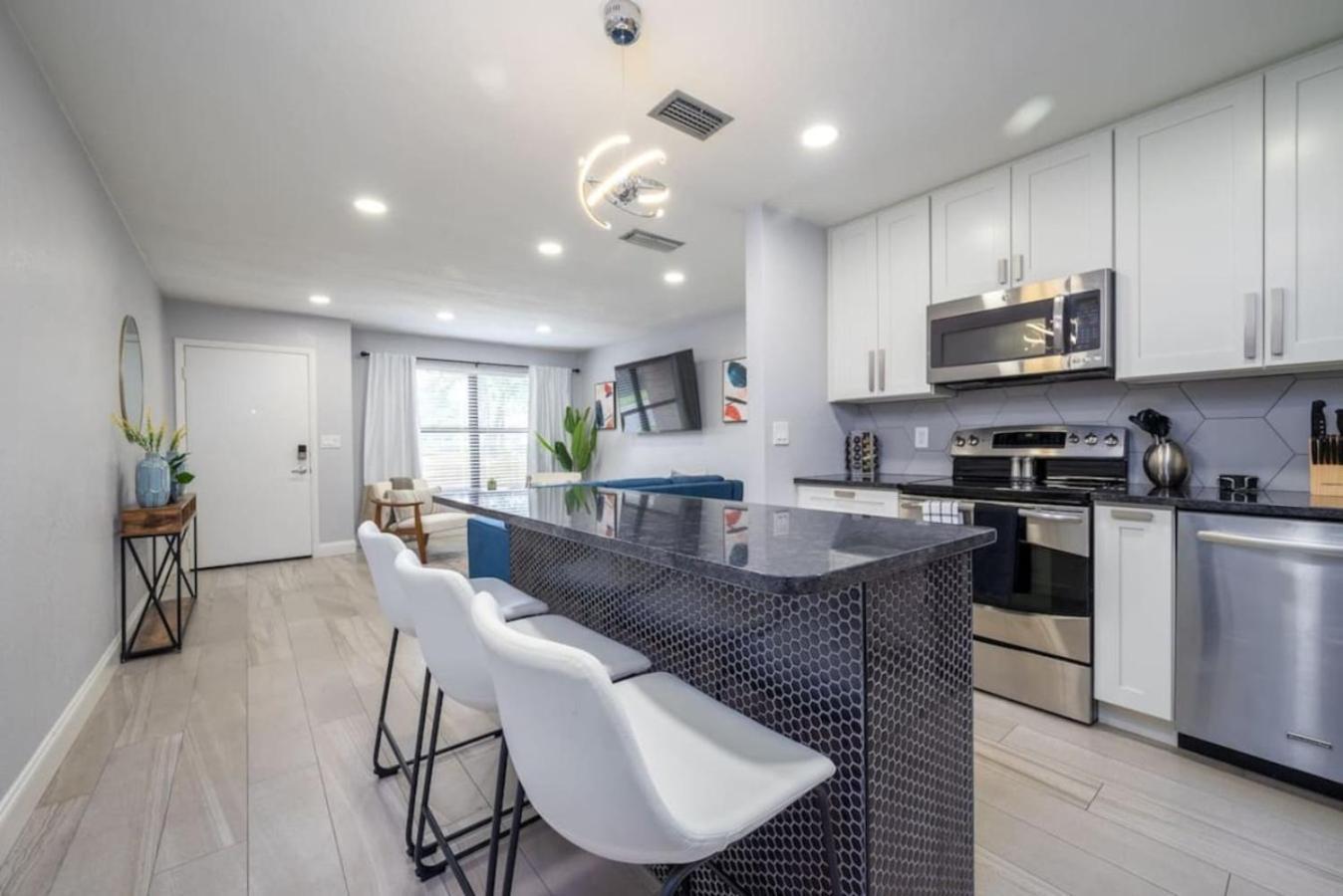 Holiday home 561j) Large 2 Bedroom With King Bed And Patio Orlando