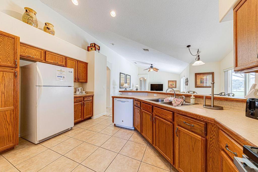 Great Location With Conservation Views Villa Orlando