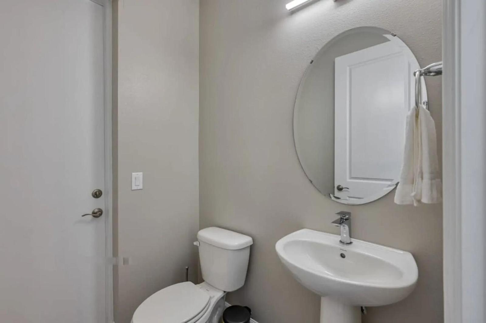 7961 Luxurious 4-suite With Private Pool 10 Minutes From Holiday home *