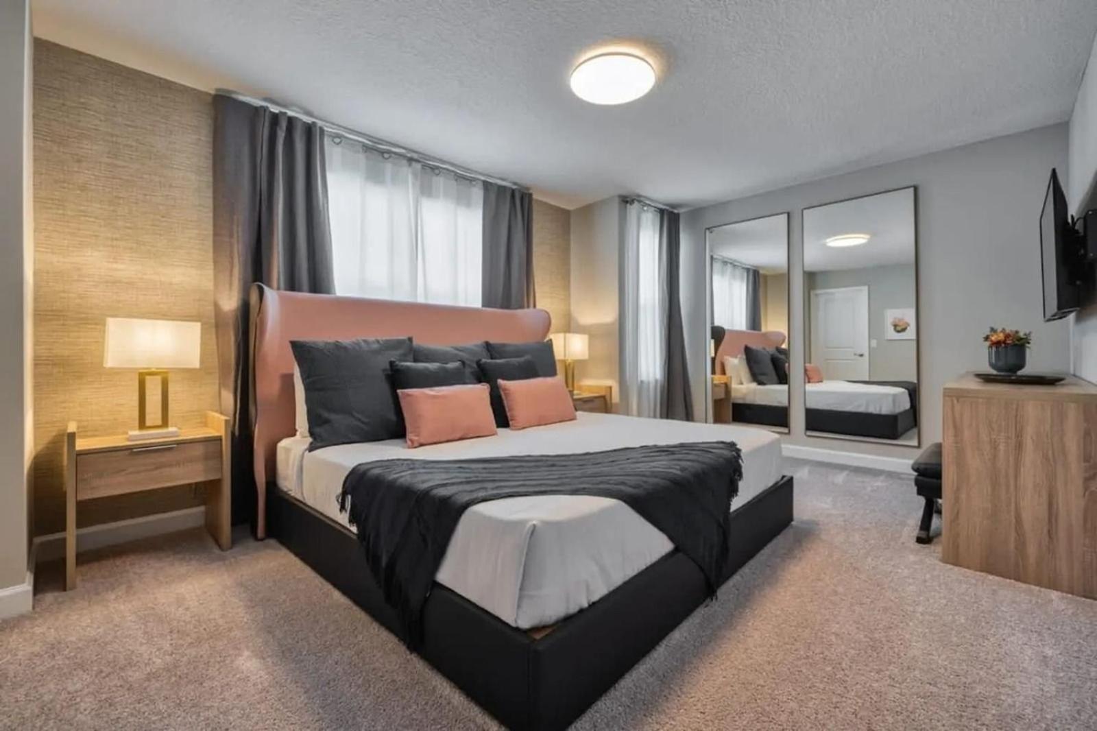 7961 Luxurious 4-suite With Private Pool 10 Minutes From Holiday home Orlando