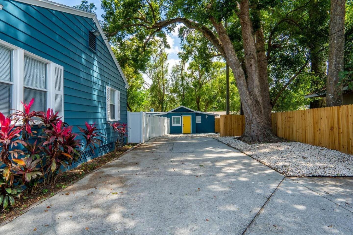 Holiday home 2br Fast Wi-fi Pet Friendly