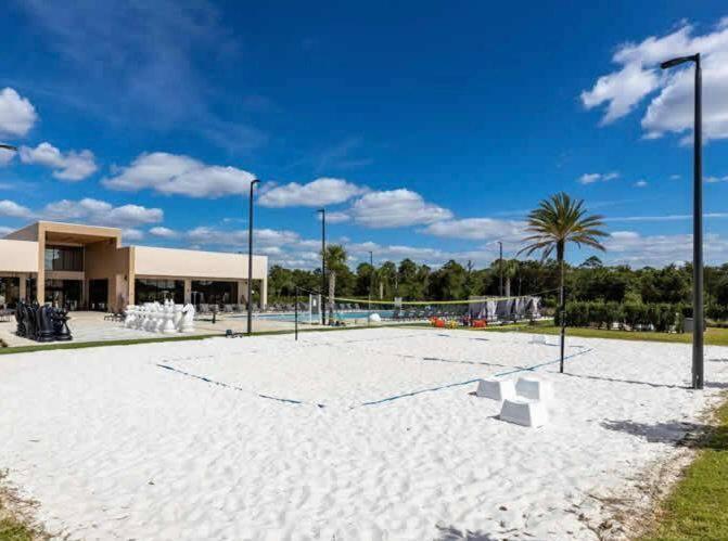 Modern 4bed Townhome In The Heart Of Kissimmee Holiday home Orlando