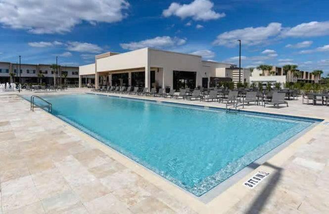 Modern 4bed Townhome In The Heart Of Kissimmee Orlando