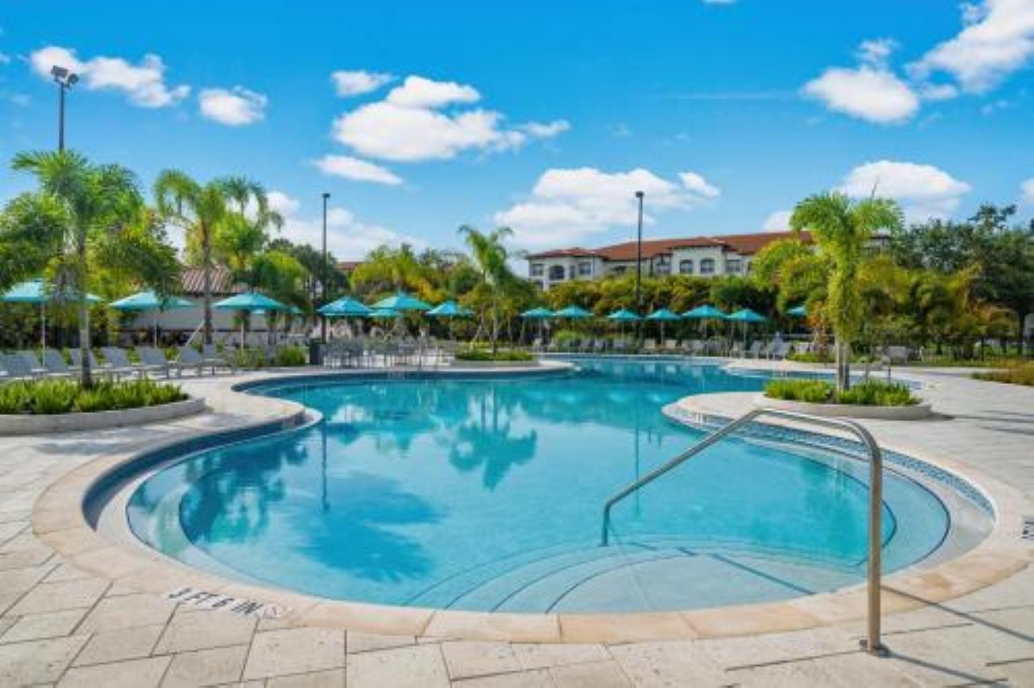 5026 Spacious 3-bedroom 3.5-bathroom Townhome 13 Villa *