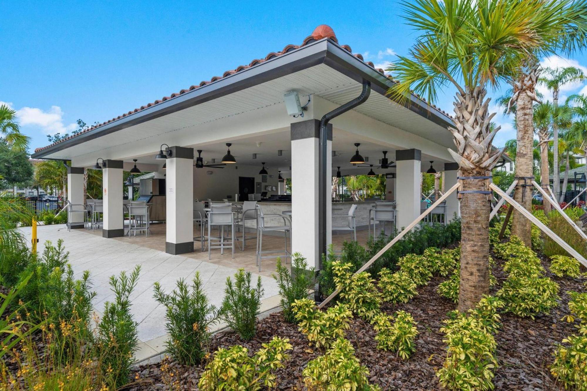 3 Bed 2 Bt 103 Remodeled! Wow! Holiday home