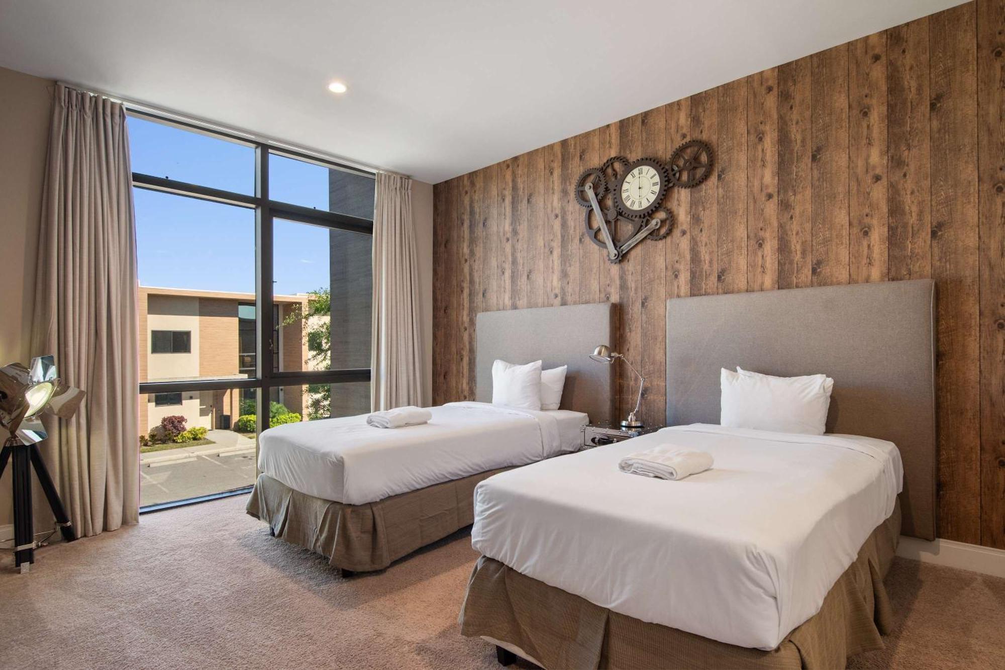 Luxurious Getaway | Chic Villa, Stunning Patio & Exclusive Perks! Holiday home Orlando