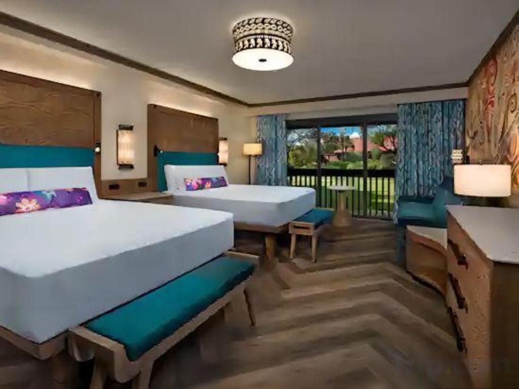Resort Disney's Polynesian Village 4*