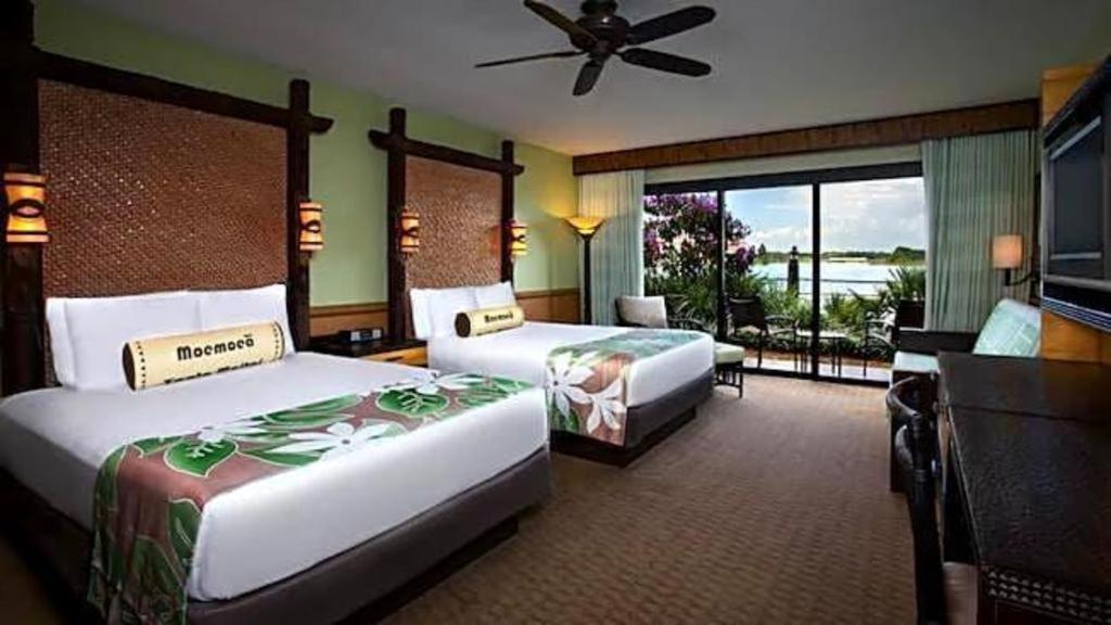 Disney's Polynesian Village 4*