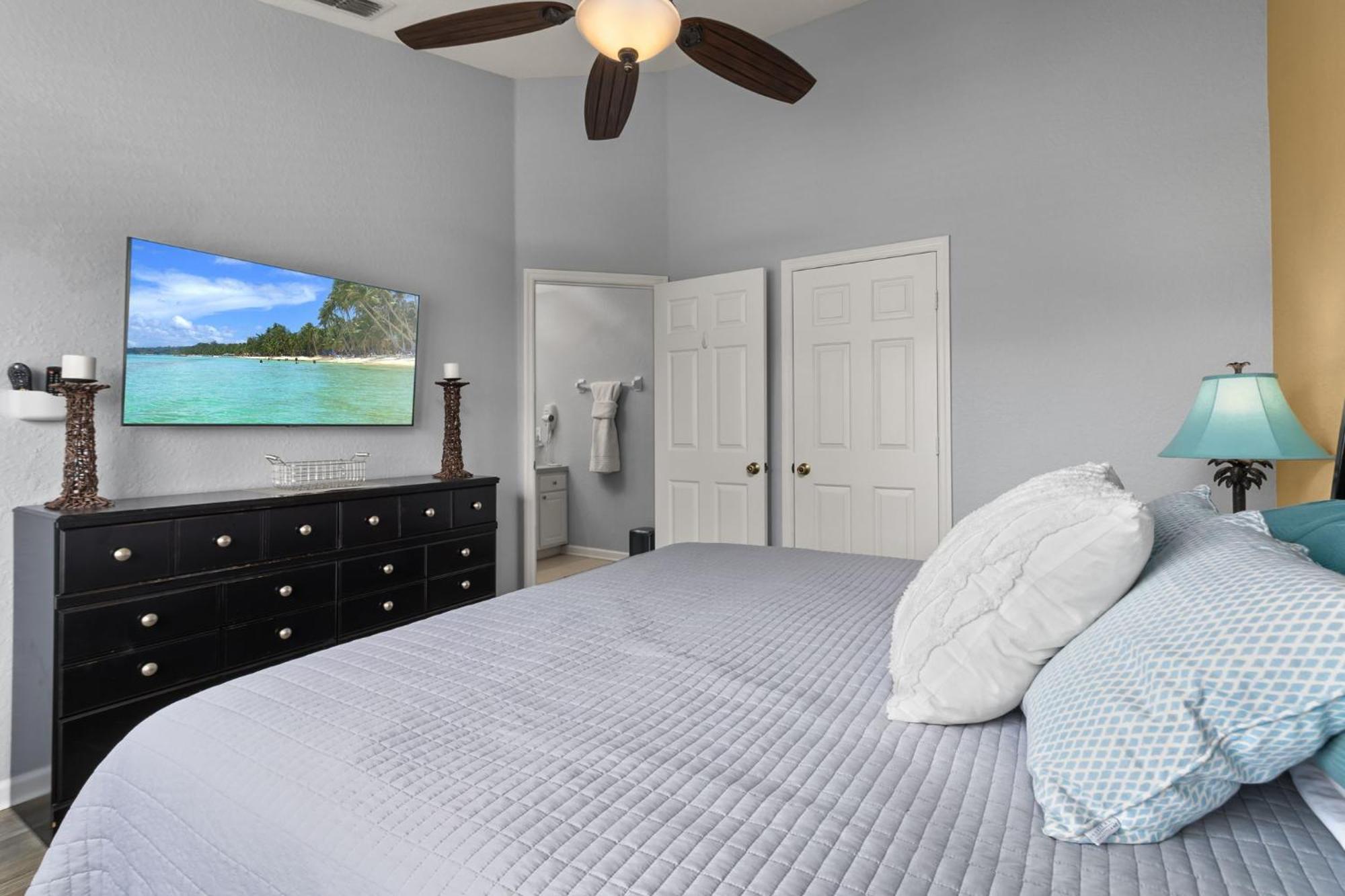 Cozy 3br With Pool Nearby Holiday home *