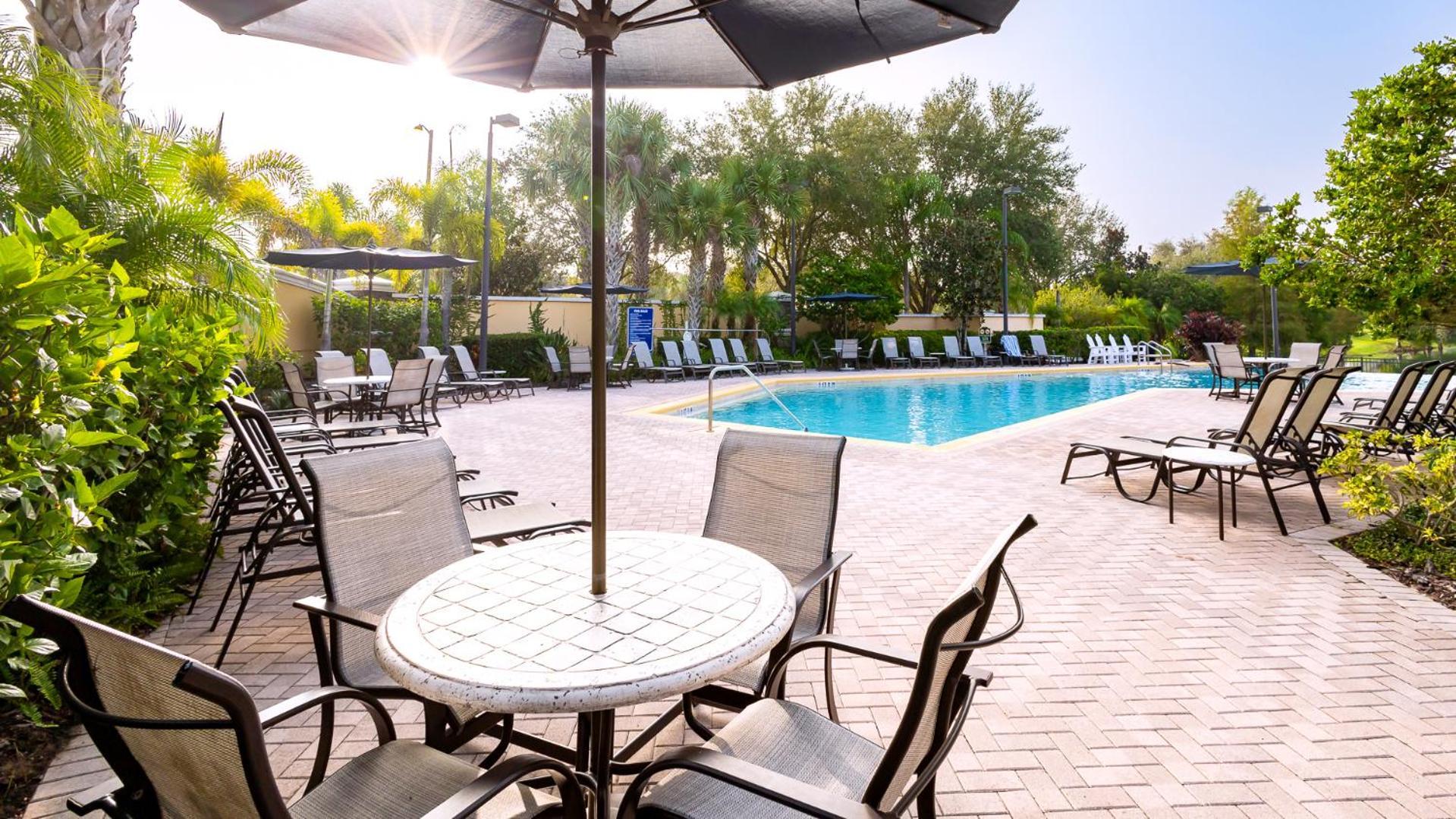 Sunset Bliss At Caribe Cove Holiday home Orlando