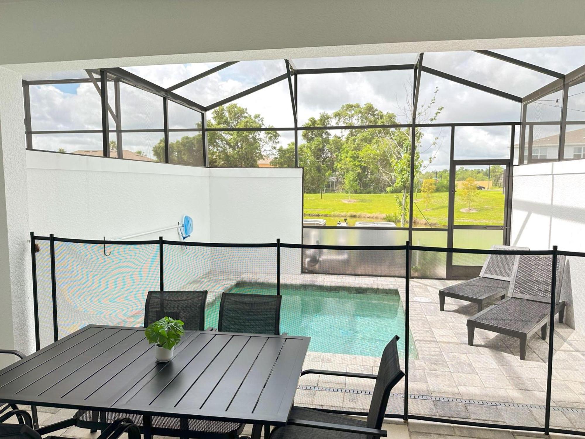 Tr17406sb - New 3br W/ Pool | 17min *