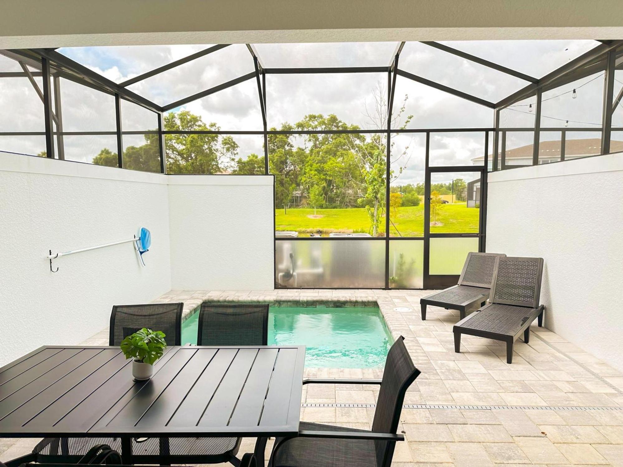Tr17406sb - New 3br W/ Pool | 17min Apartment Orlando