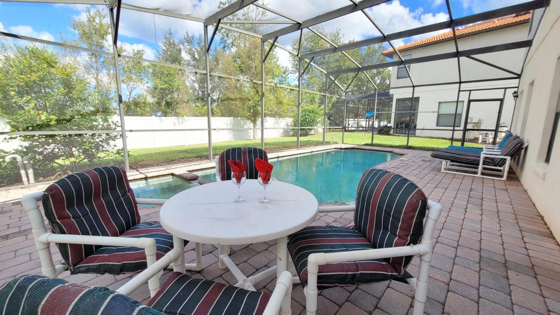 Holiday home 8 Miles To Disney, 20 Miles To Universal, Private Pool, Spa, Washer, Dryer, Games Room, Gated Orlando