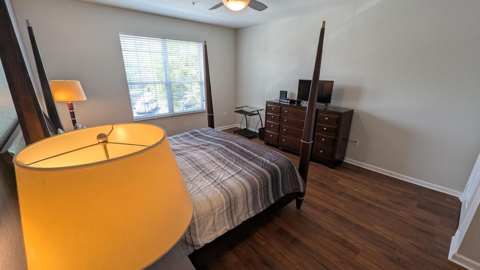 2br Close Convention Center L Epic *