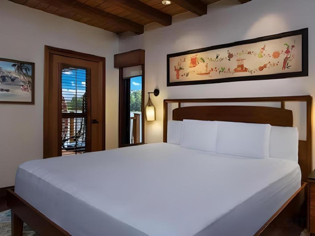 Disney's Polynesian Village 4*