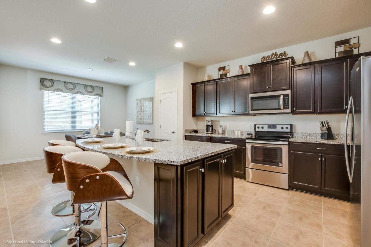 Exceptional 5bed 5ba Game Pool Spa1857n