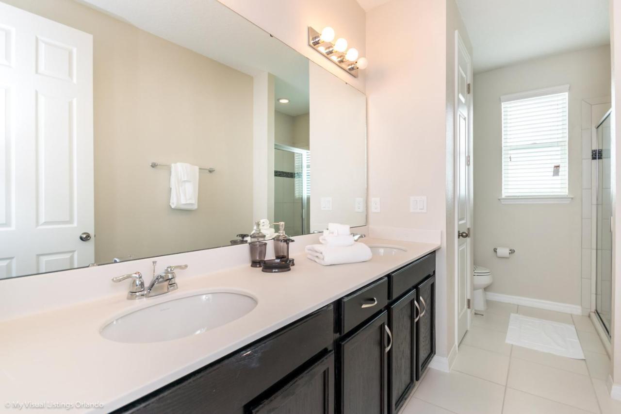 New Amazing 7 Bedroom 5 Bathroom * Orlando