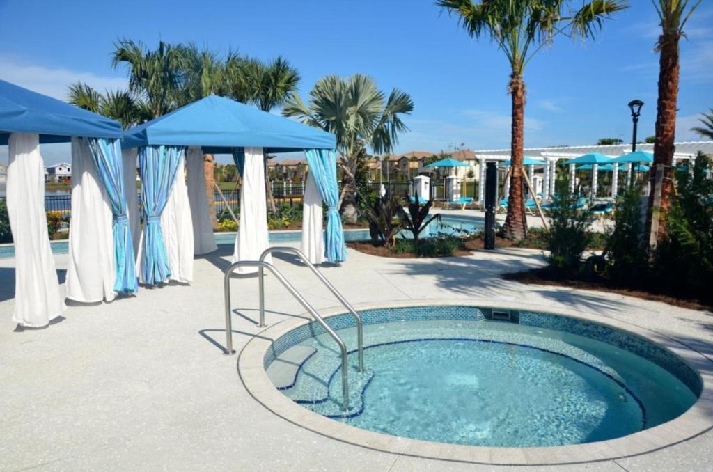 Exceptional 5bed 5ba Game Pool Spa1857n Orlando