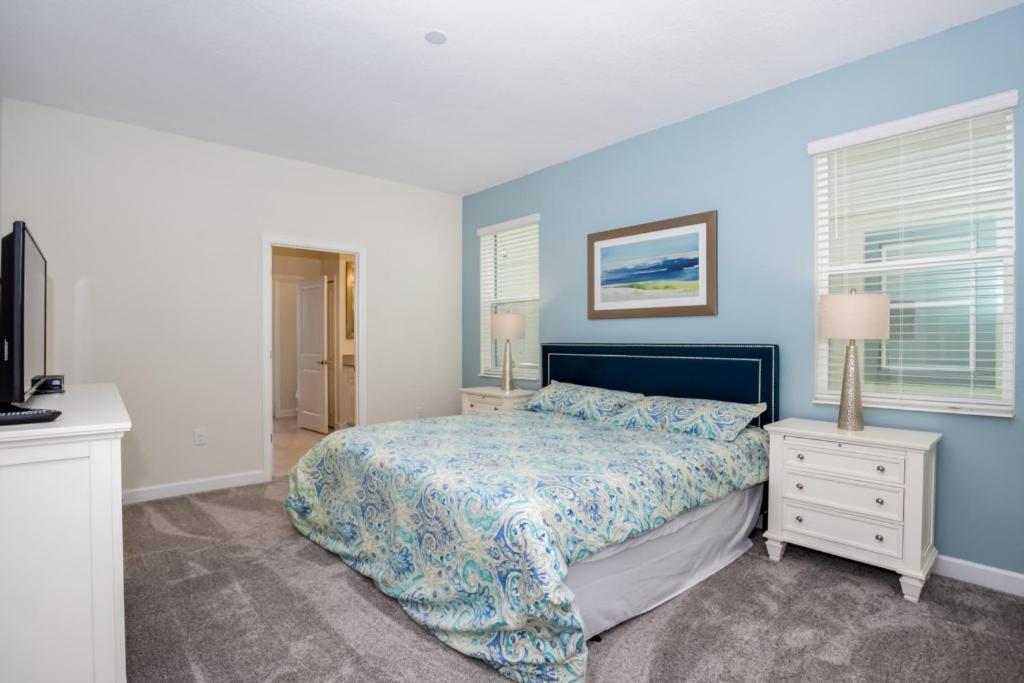 Beautiful 9bd Pool Hm, Game Champions Gate-701pbd *