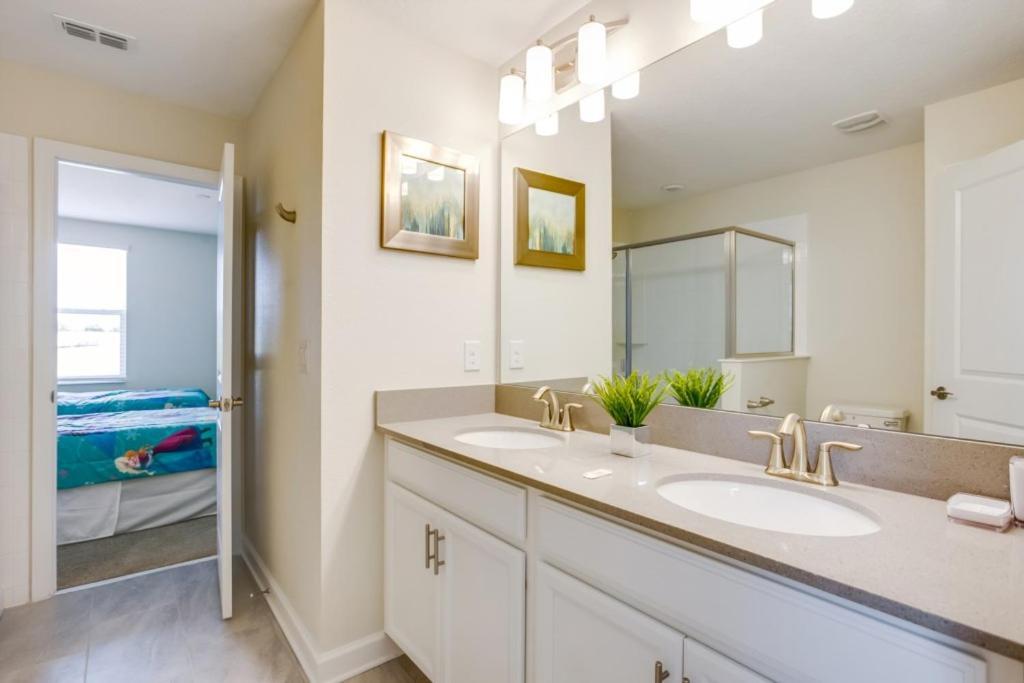 Villa Beautiful 9bd Pool Hm, Game Champions Gate-701pbd Orlando