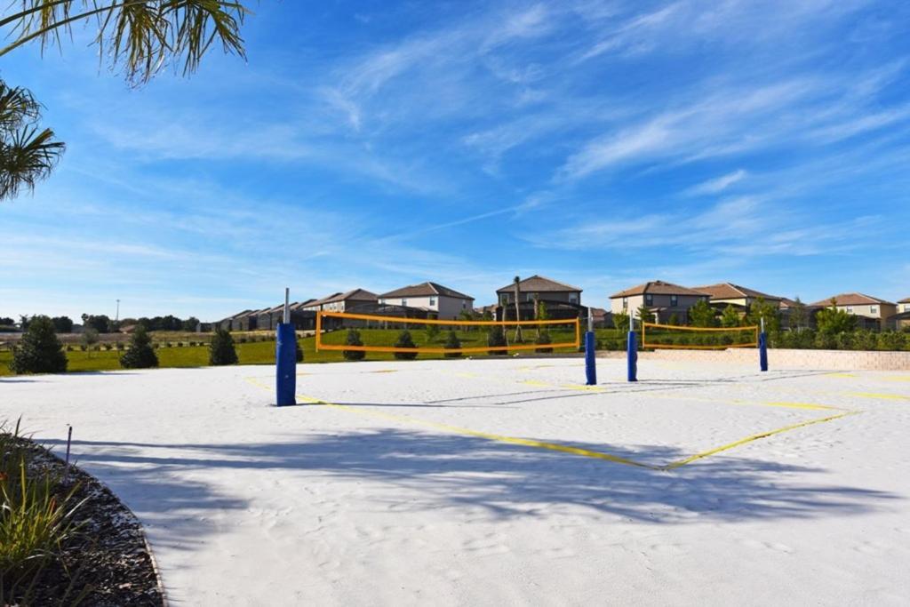 Beautiful 9bd Pool Hm, Game Champions Gate-701pbd Villa *